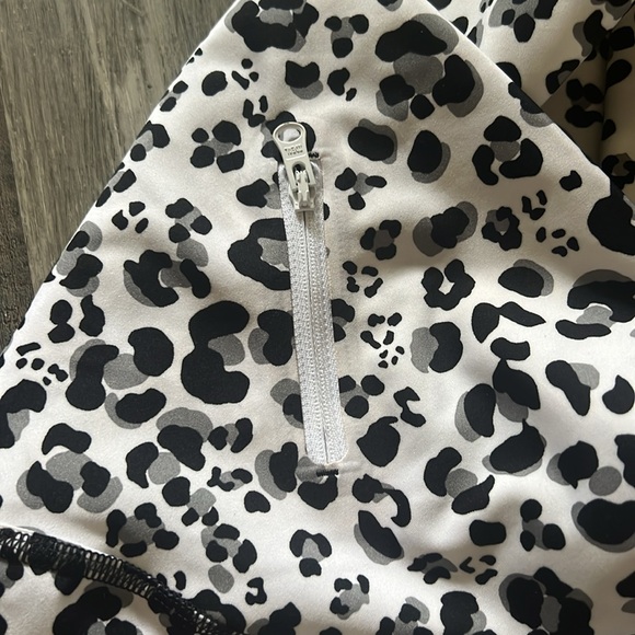 ADIDAS x Stella McCartney Cropped Leopard-Print Stretch Leggings Size: XS - Picture 13 of 16